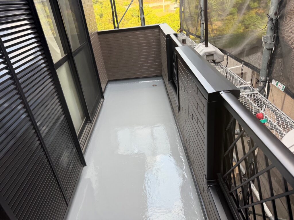 ベランダ防水<br />
完成です。