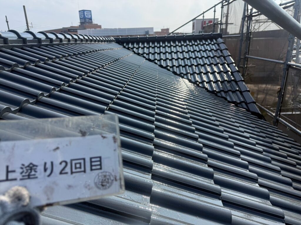 屋根塗装<br />
完成です。